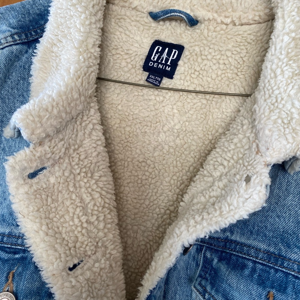 NWT GAP Relaxed Denim Sherpa-Lined Barn Coat Jacket